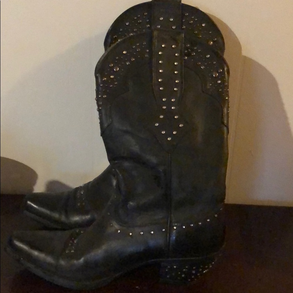 Ariat Cowgirl Boots